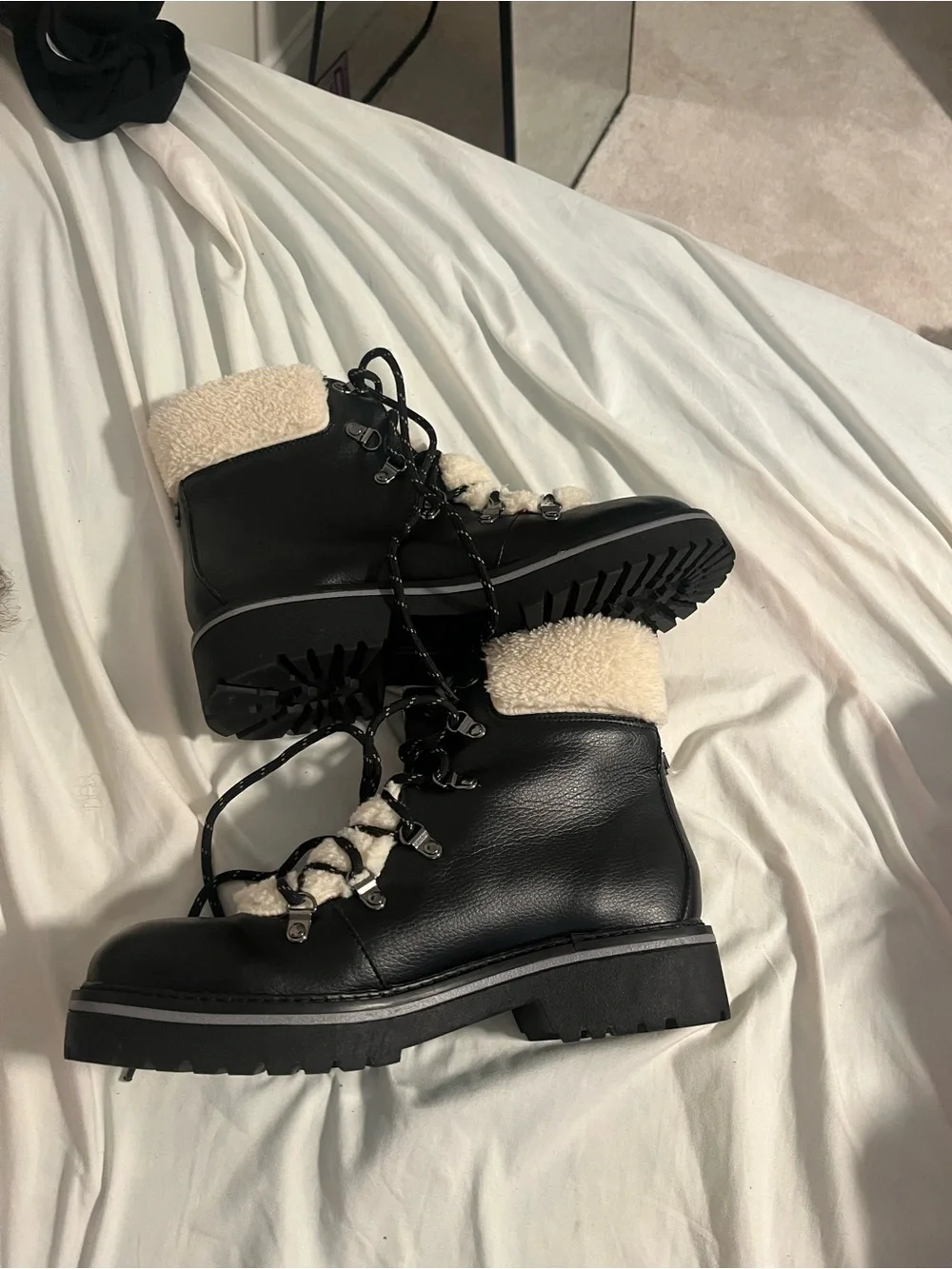 Tommy Hilfiger Black Winter Lace-Up Boots with Cream Faux-Shearling